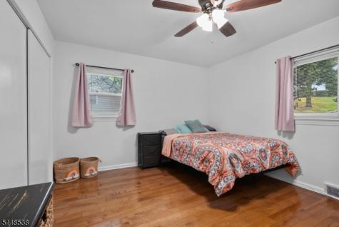 8 Oak Crest Road West Orange NJ 07052