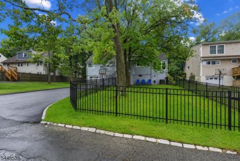 8 Oak Crest Road West Orange NJ 07052