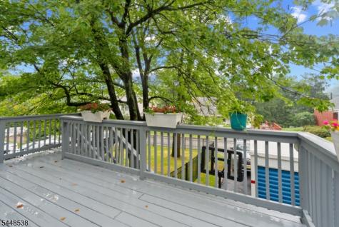 8 Oak Crest Road West Orange NJ 07052