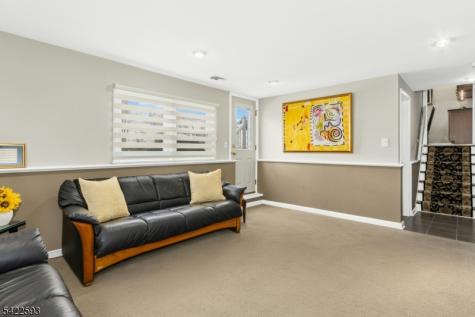 46 Surrey Road Clark NJ 07066
