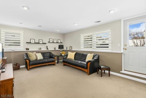 46 Surrey Road Clark NJ 07066