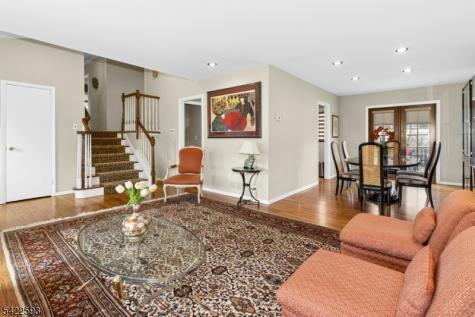 46 Surrey Road Clark NJ 07066
