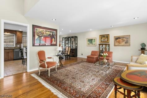 46 Surrey Road Clark NJ 07066
