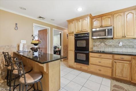 2827 Kathleen Terrace Union NJ 07083
