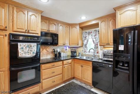 2827 Kathleen Terrace Union NJ 07083