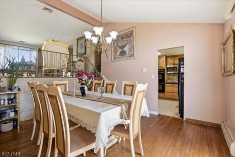 2827 Kathleen Terrace Union NJ 07083