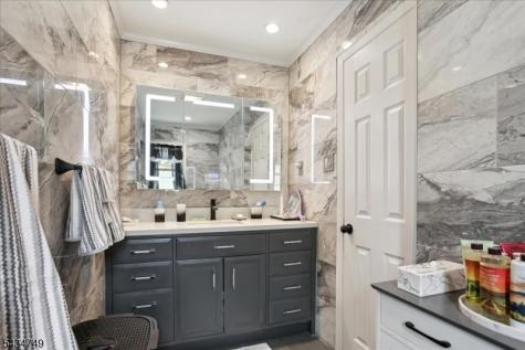 2827 Kathleen Terrace Union NJ 07083