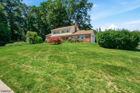 64 Fleetwood Drive Rockaway NJ 07866