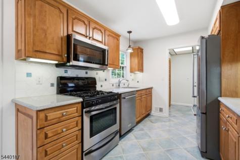 64 Fleetwood Drive Rockaway NJ 07866
