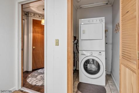 6 Outlook Avenue Mount Olive NJ 07828