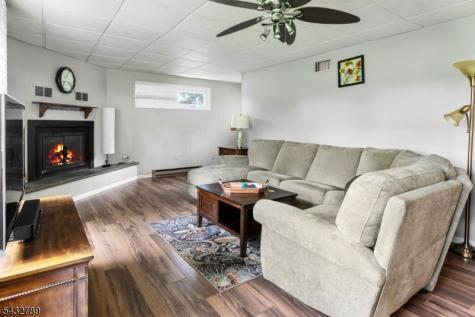 6 Outlook Avenue Mount Olive NJ 07828
