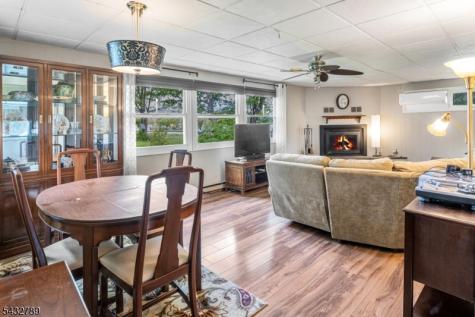 6 Outlook Avenue Mount Olive NJ 07828