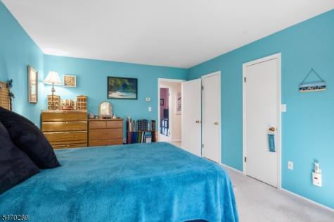65 Glenview Avenue West Orange NJ 07052