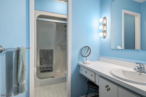 65 Glenview Avenue West Orange NJ 07052