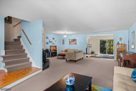 65 Glenview Avenue West Orange NJ 07052