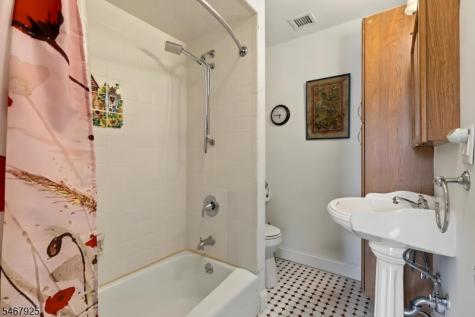 13 Samson Avenue Madison NJ 07940