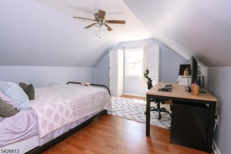 104 Hillcrest Terrace Roselle NJ 07203