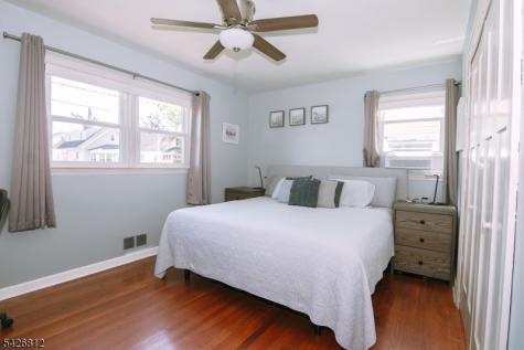 104 Hillcrest Terrace Roselle NJ 07203