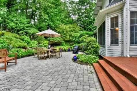 48 Ackerman Street Waldwick NJ 07463