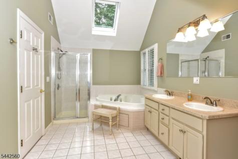 48 Ackerman Street Waldwick NJ 07463