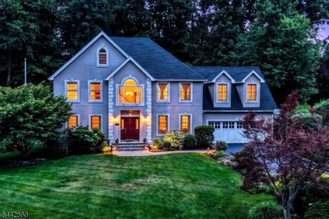 48 Ackerman Street Waldwick NJ 07463