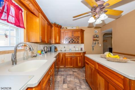 23 Frederick Place Hanover NJ 07927