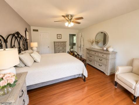 77 Plum Brook Road Raritan NJ 08822