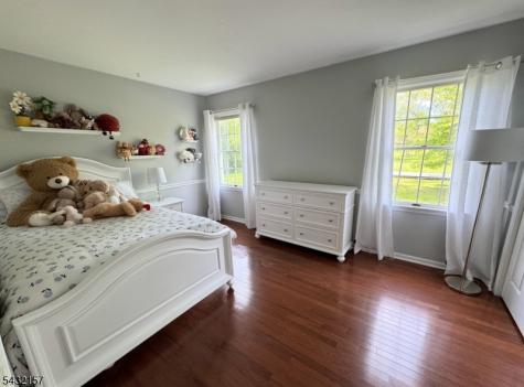 77 Plum Brook Road Raritan NJ 08822