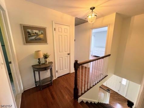 77 Plum Brook Road Raritan NJ 08822