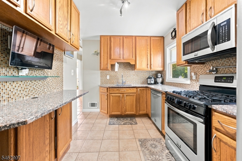 2697 Woodbridge Avenue Edison NJ 08817