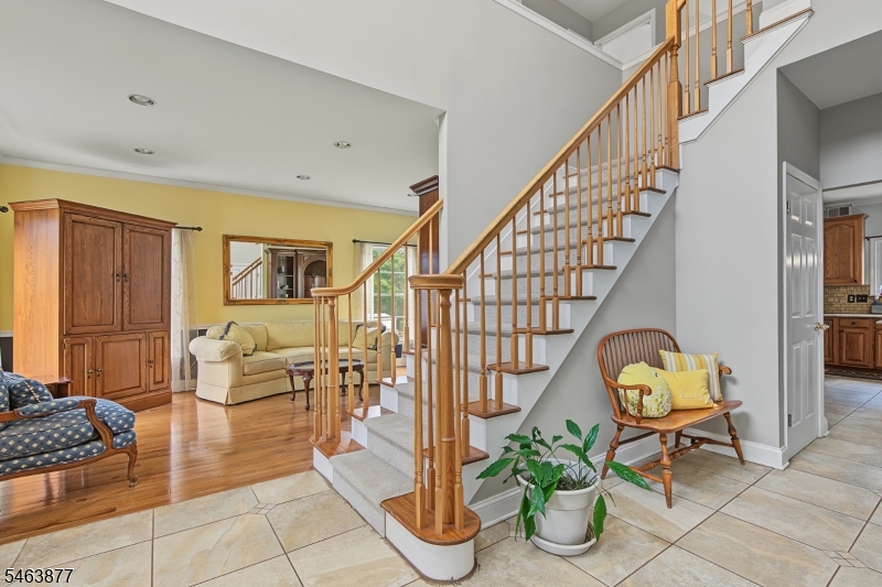 6 Varnon Court Hillsborough NJ 08844