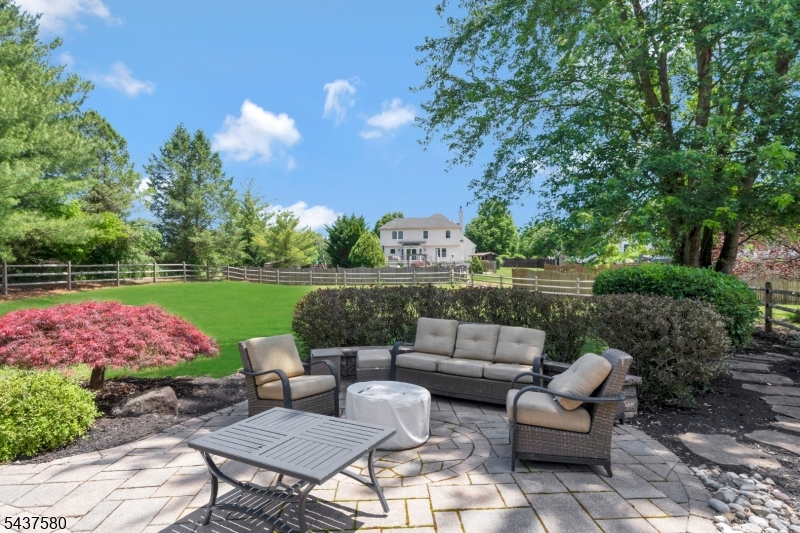 6 Varnon Court Hillsborough NJ 08844