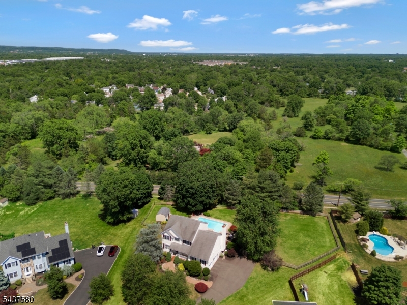 6 Varnon Court Hillsborough NJ 08844