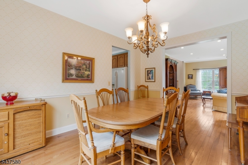 6 Varnon Court Hillsborough NJ 08844