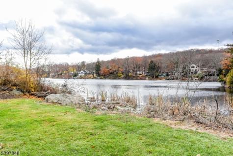 213 Otterhole Road West Milford NJ 07480