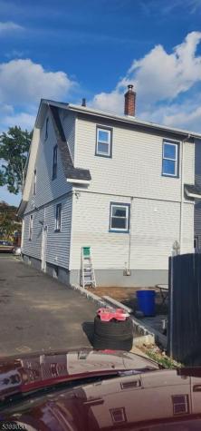 530 Drake Avenue Roselle NJ 07203