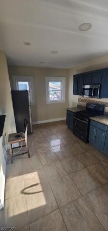530 Drake Avenue Roselle NJ 07203