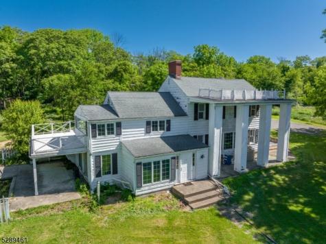 2 Dutch Hill Road Hampton NJ 08827
