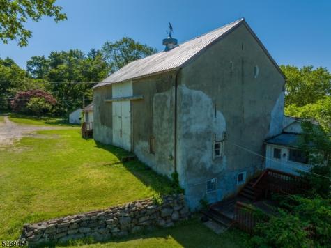 2 Dutch Hill Road Hampton NJ 08827