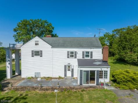 2 Dutch Hill Road Hampton NJ 08827