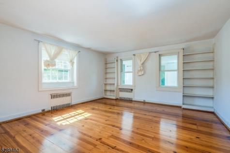 2 Dutch Hill Road Hampton NJ 08827
