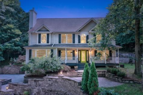 123 Vail Road Knowlton NJ 07832