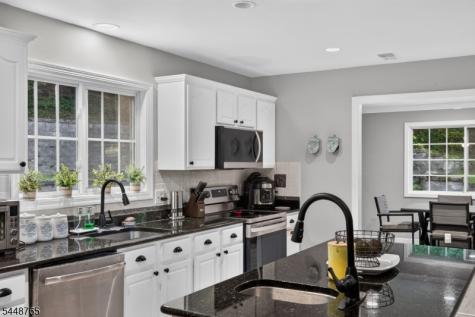 123 Vail Road Knowlton NJ 07832