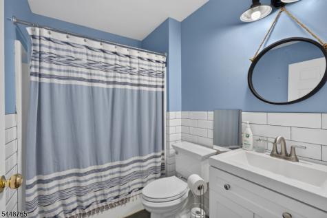 123 Vail Road Knowlton NJ 07832