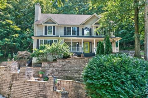 123 Vail Road Knowlton NJ 07832