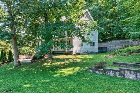 123 Vail Road Knowlton NJ 07832