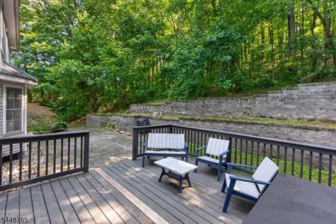 123 Vail Road Knowlton NJ 07832