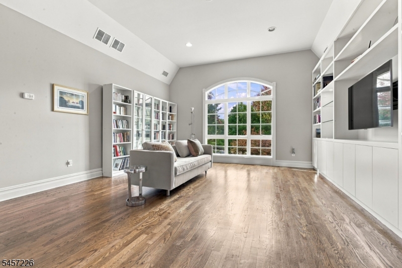 41 Van Cortland Way Bernards NJ 07920