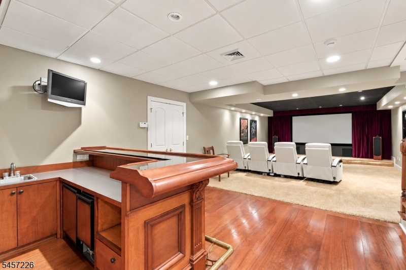 41 Van Cortland Way Bernards NJ 07920