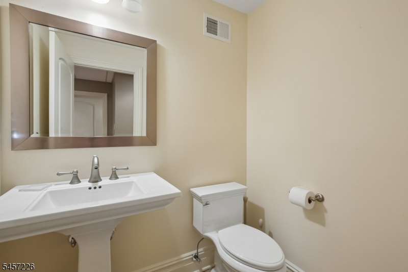 41 Van Cortland Way Bernards NJ 07920